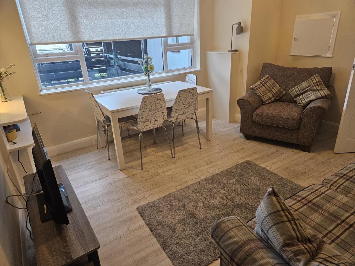 Leigh-On-Sea Retreat - 2 Bedroom Apartment Ngoại thất bức ảnh